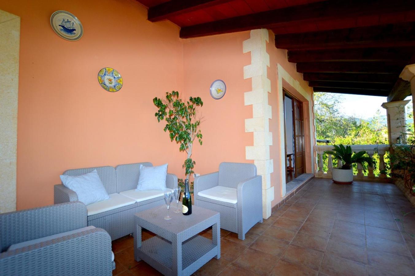 Finca Con Piscina Es Blanquer Hostal Exterior foto