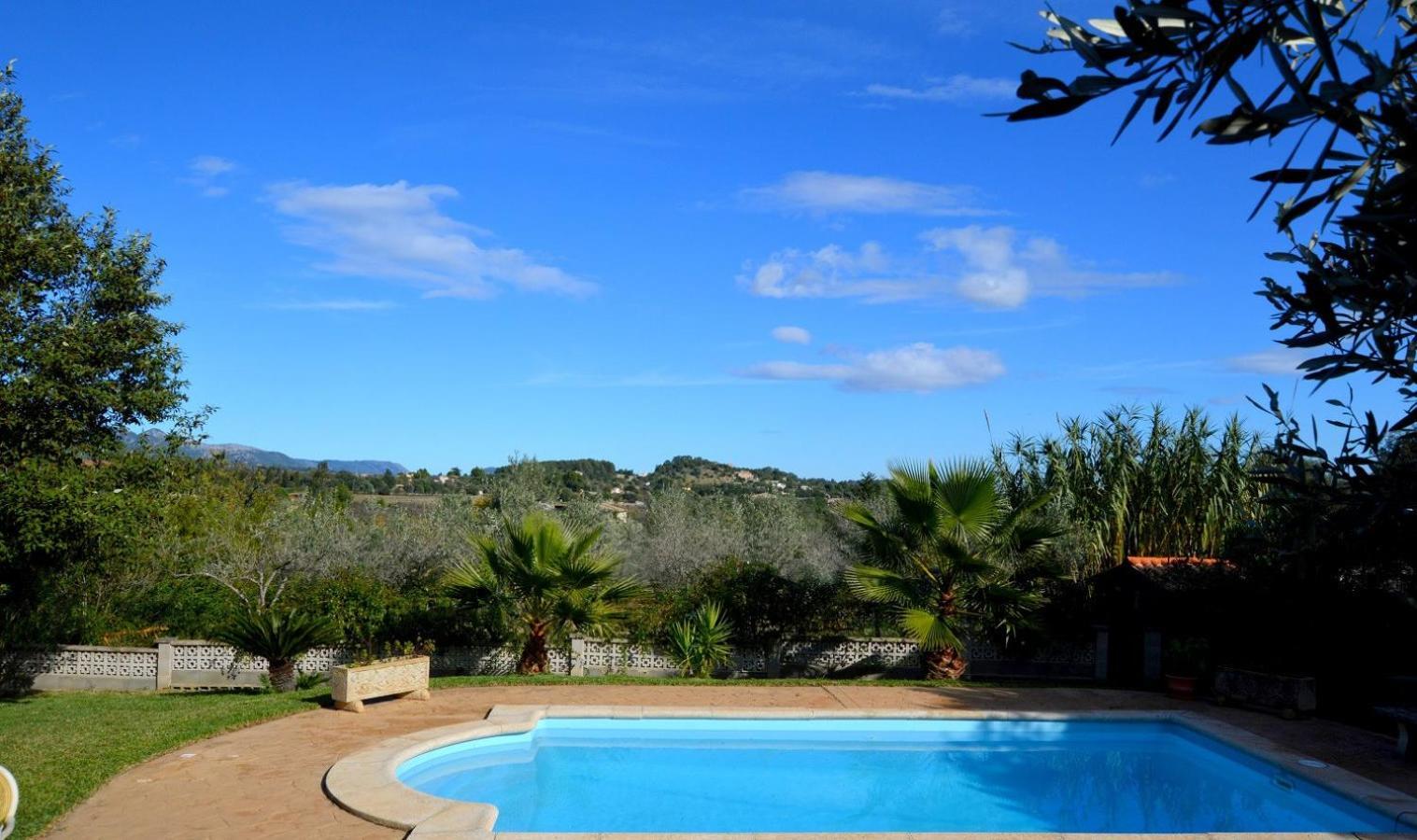 Finca Con Piscina Es Blanquer Hostal Exterior foto