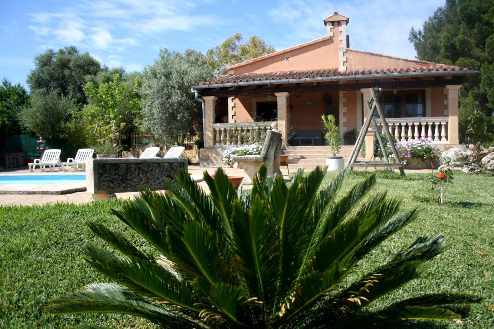 Finca Con Piscina Es Blanquer Hostal Exterior foto